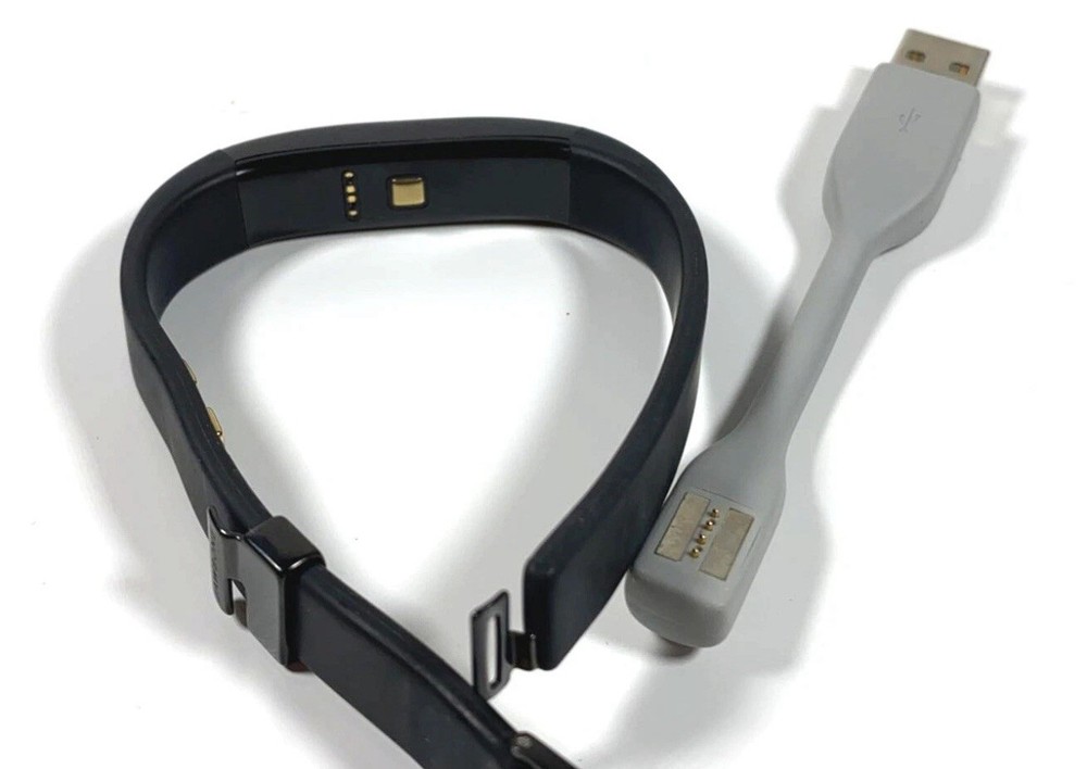 UP4 by Jawbone Heart Rate, Activity + Sleep Tracker - Black