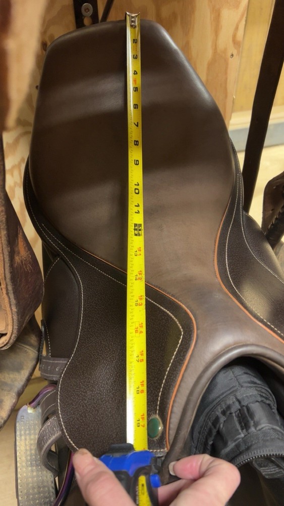 19in Memor x Close Contact Jumping Saddle