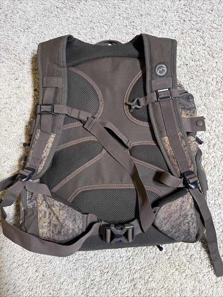 Magellan Outdoors Camouflage Backpack H20 Compatible Insulated