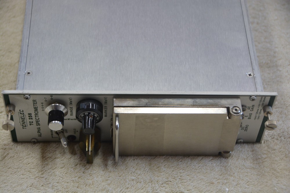 TENNELEC TC256 ALPHA SPECTROMETER NIM MODULE - EXCELLENT CONDITION