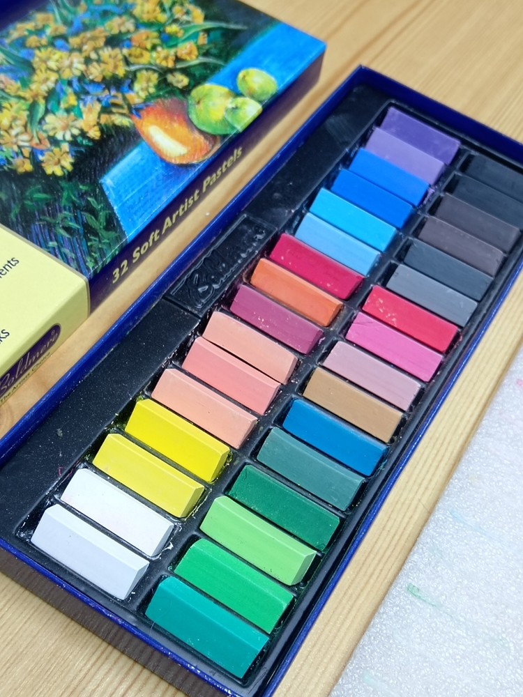 Boldmere 32 Soft Artist Pastels - New