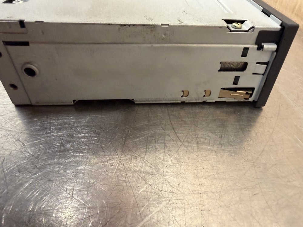 Audi A8 S8 D3 MD Changer Player 4E0910121 2007