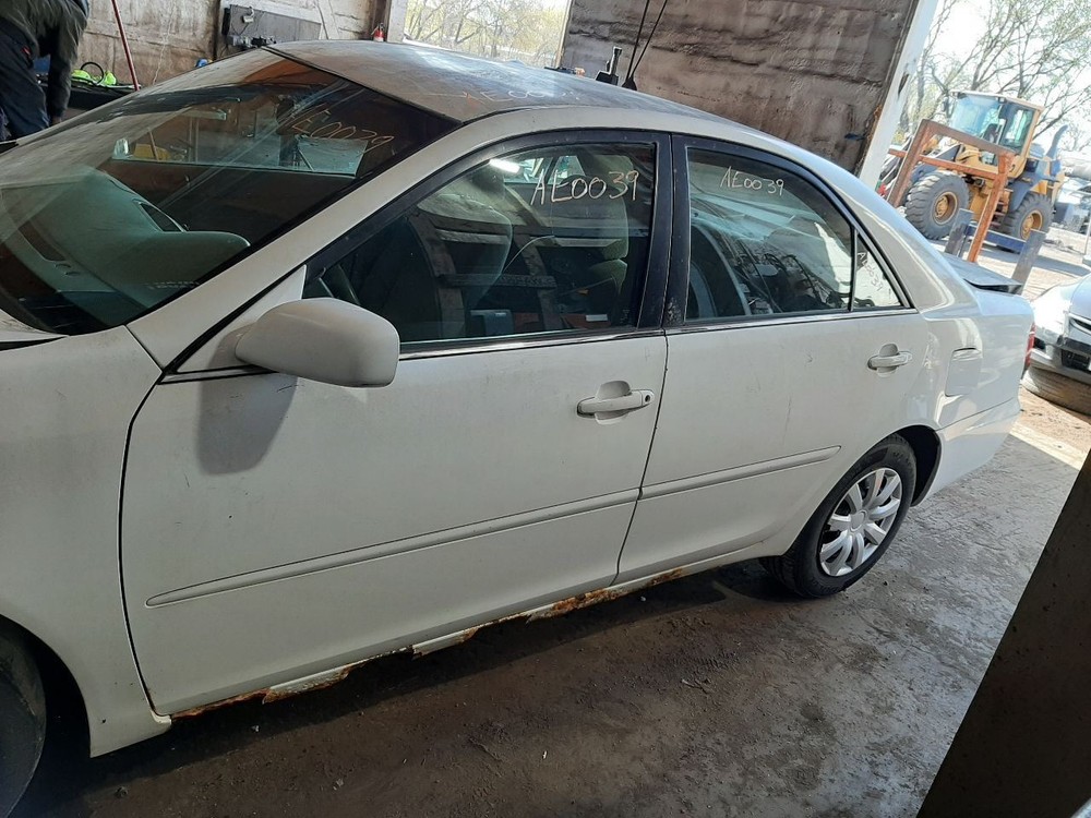 CAMRY 2003 Glove Box 1084967