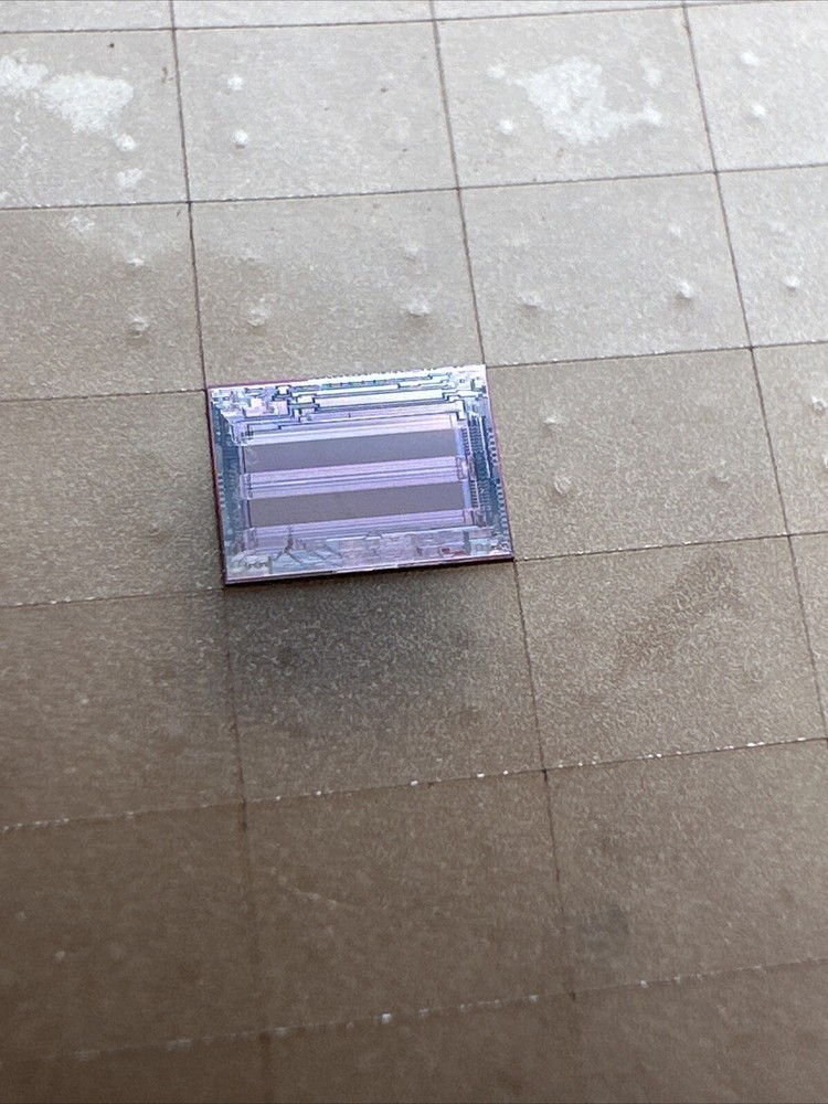 100pcs Plus. silicon dies wafer