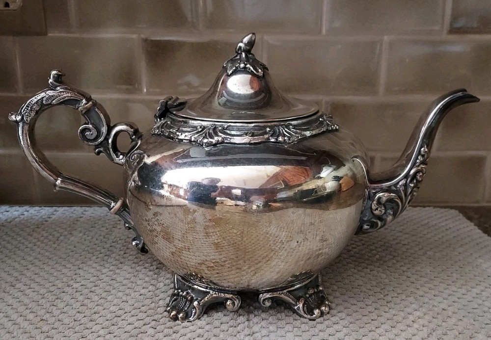 Sheffield 8" Silverplate On Copper Fat Coffee Tea Pitcher Ewer Hinge Lid Acorn