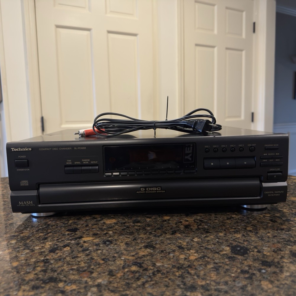 TECHNICS SL-PD888 5 Compact Disc Changer MASH CD Player 30 Day Guarantee