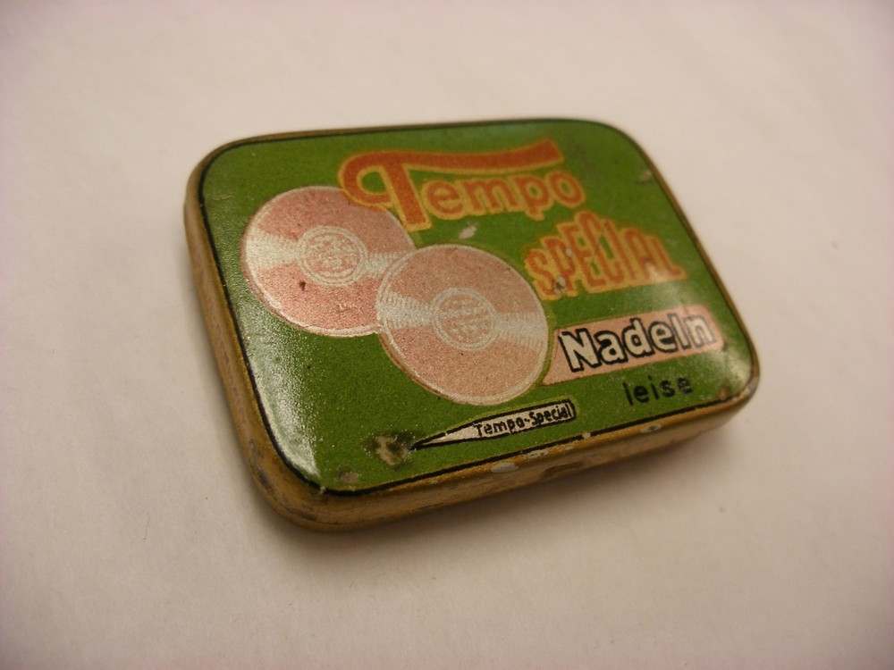 Phonograph Victrola Gramophone - Needle Tin - Tempo Special Leise