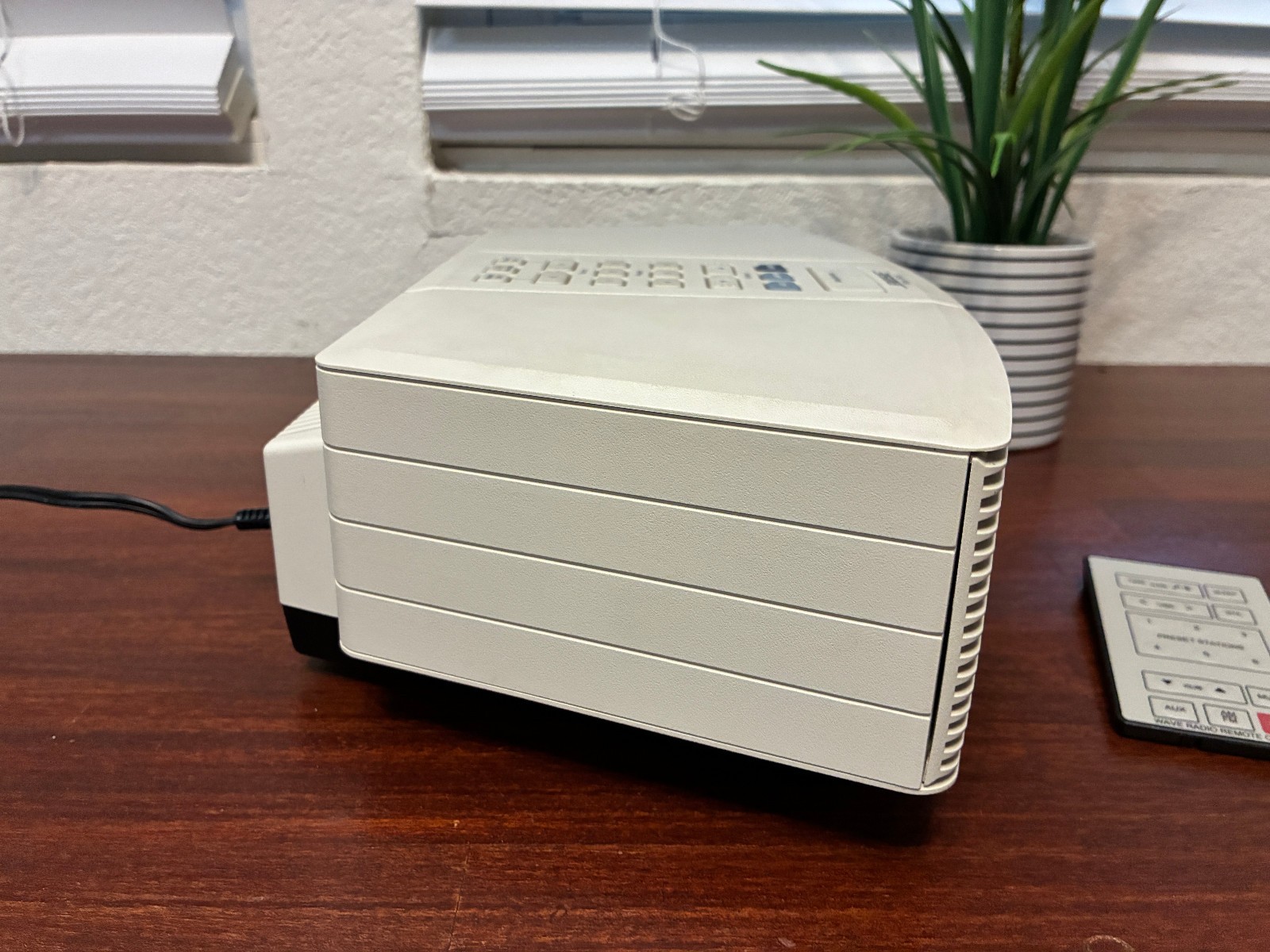 Bose AWR1RW Wave Radio With Remote