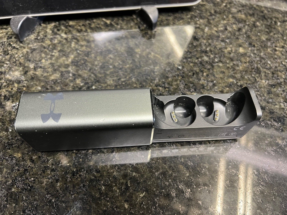 JBL Under Armour- CASE ONLY-