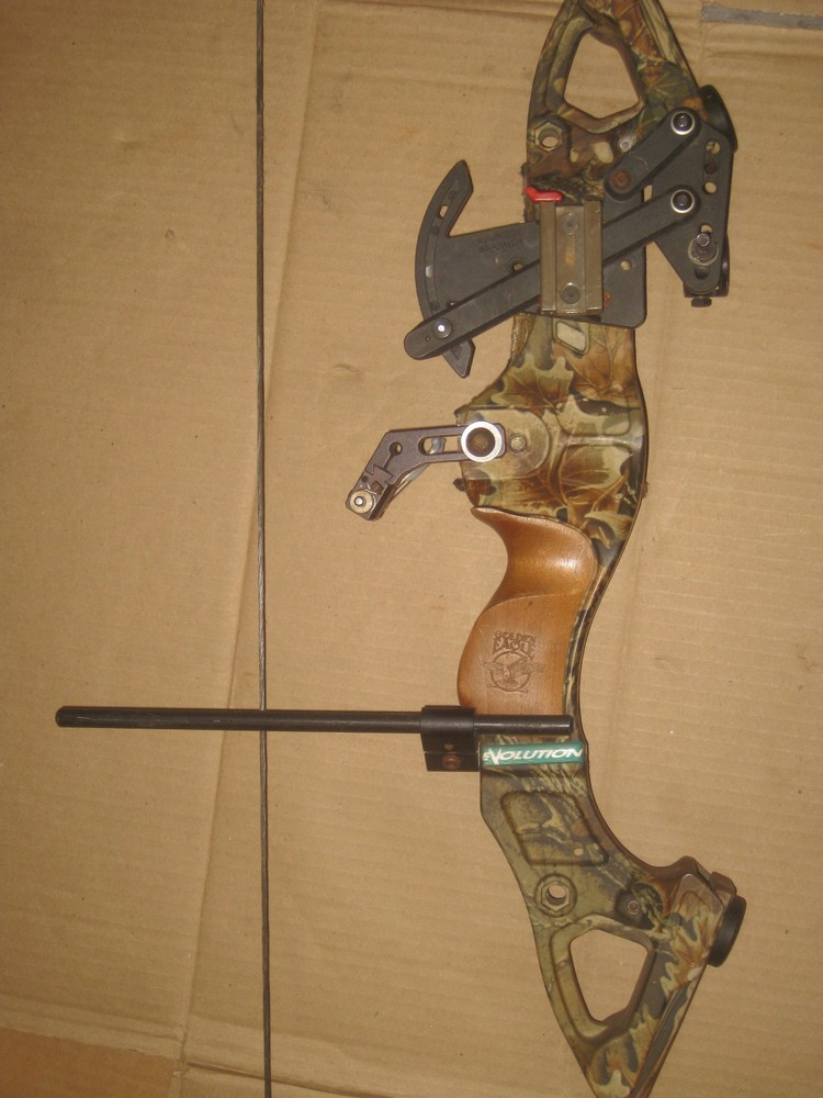 Golden Eagle Evolution Compound Bow