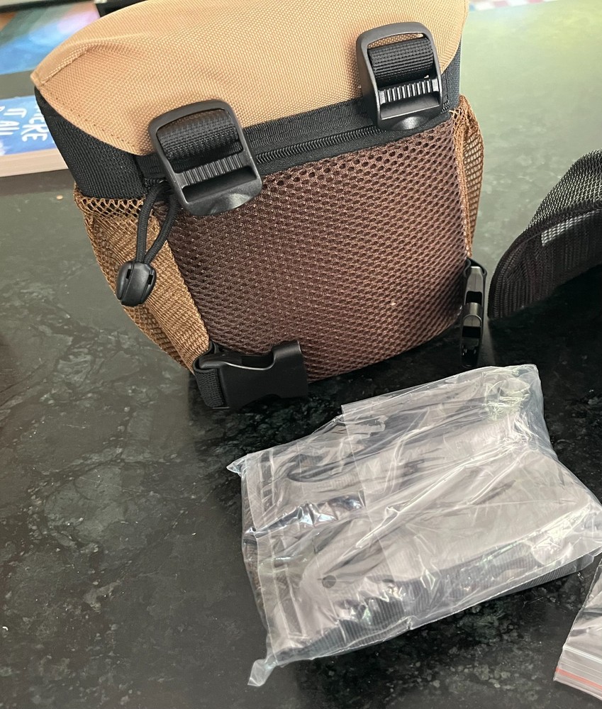 vortex glasspack binocular case with harness