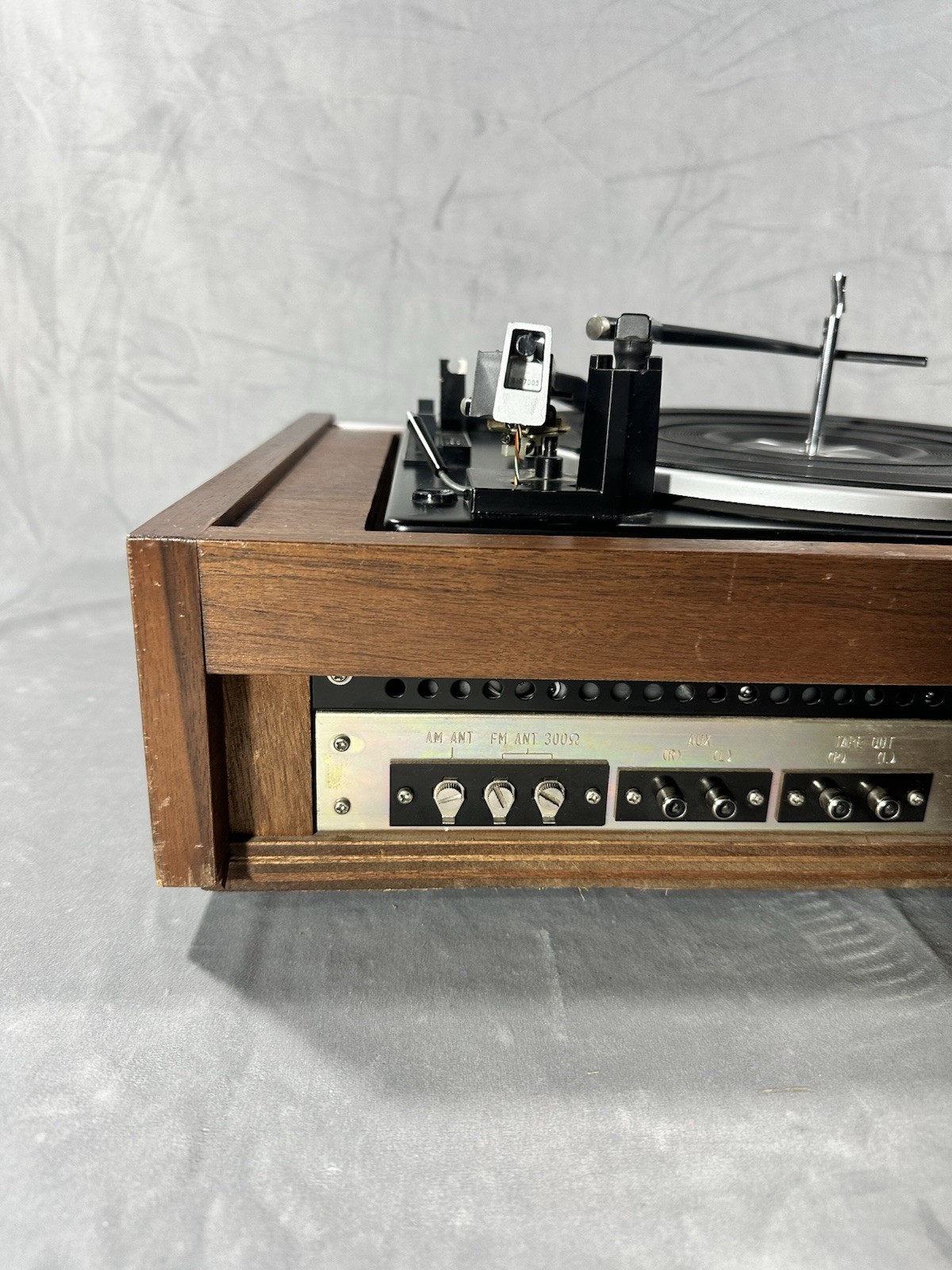 Realistic components music system model MC-2000 great condition