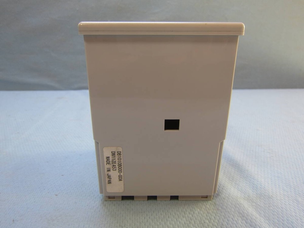 CHINO DB1000B Digital Temperature Controller Indicator From Japan