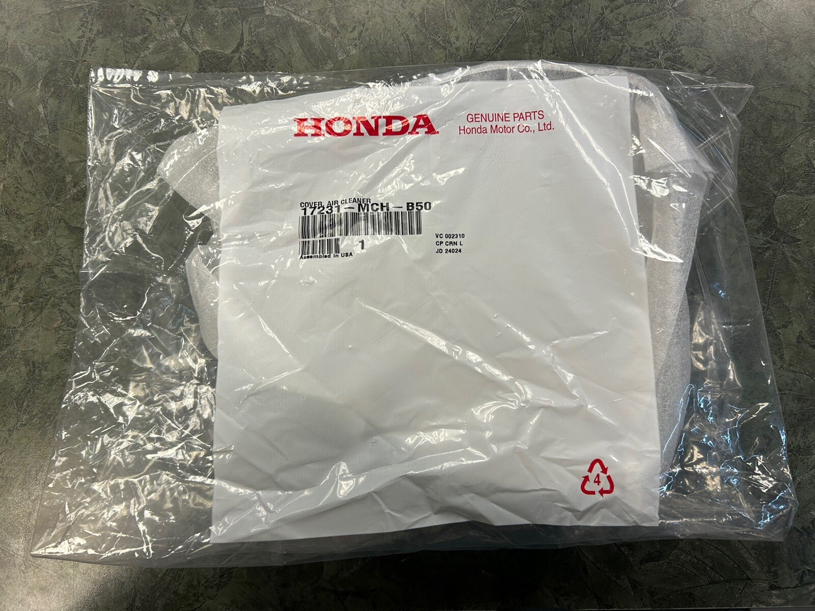 Genuine OEM Honda Air Filter Cover 03-09 VTX1300 02-08 VTX1800 17231-MCH-B50