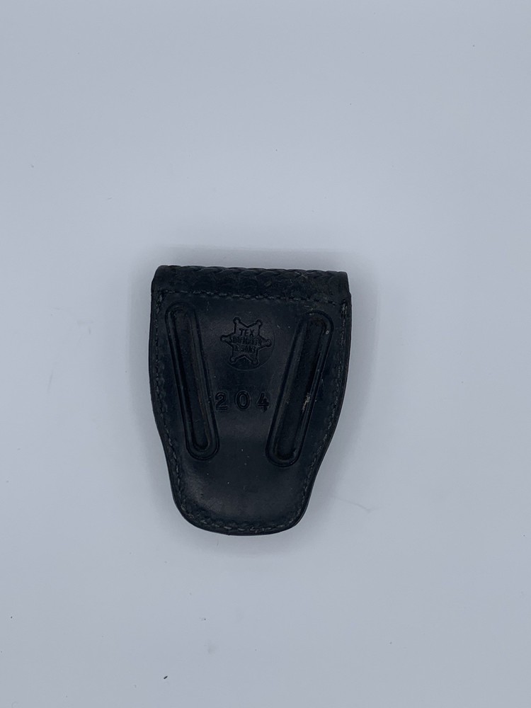 TEX SHOEMAKER LEATHER HANDCUFF CASE 204