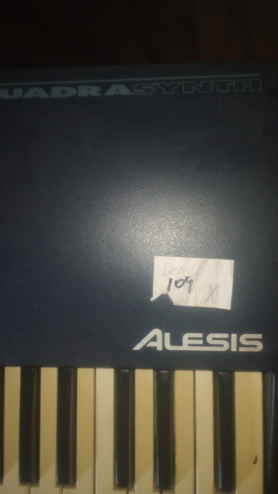 Alesis Quadrasynth Plus Piano Expandable Master Keyboard