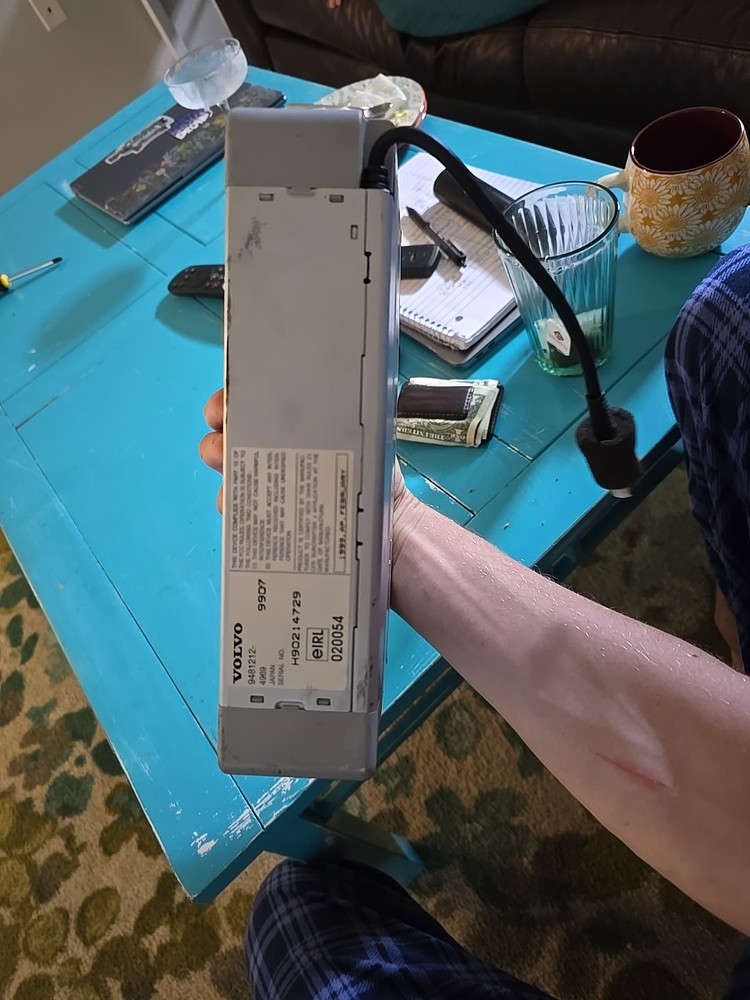 Volvo P80 6 Cd Disc Changer