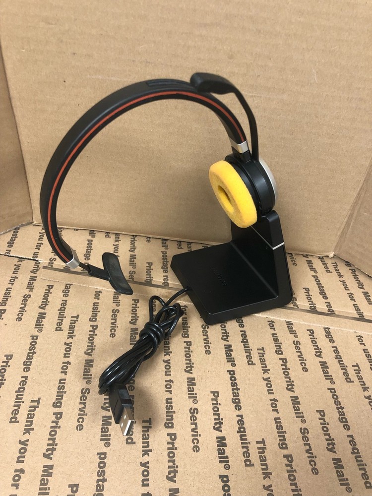 JABRA EVOLVE E65 MODEL DIV010 CHARGING BASE W/ HSC018W HEADSET