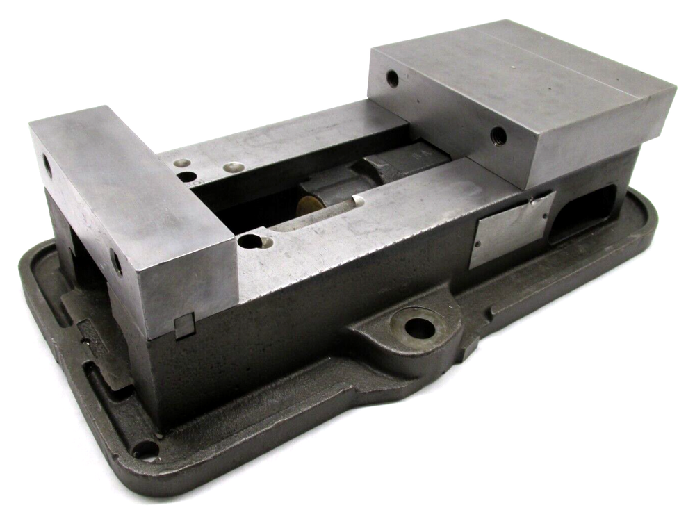 KURT ANGLOCK 6" MILLING MACHINE VISE - #D60