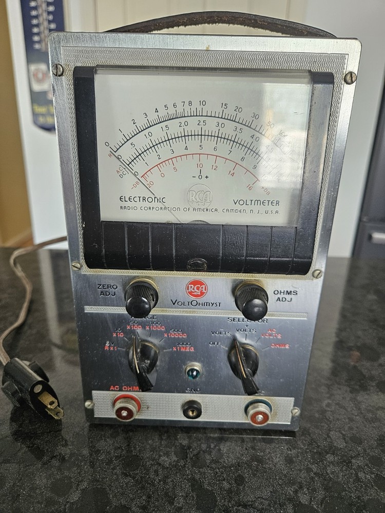 RCA WV-77E Electronic Voltmeter Analog AC/DC 0-500V Test Equipment