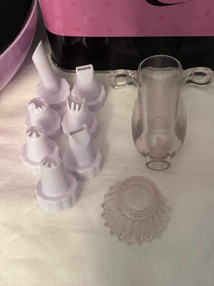 Electric Mini Cupcake Party Maker Kit By Nostalgia