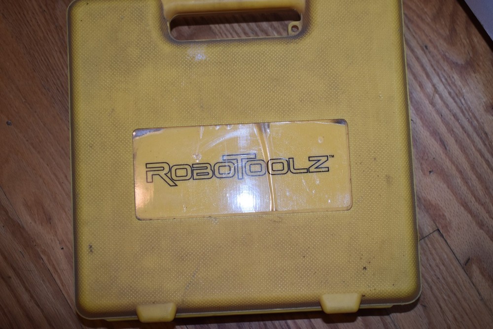 RoboToolz 5 Beam Laser Level RT-7610-5 with case
