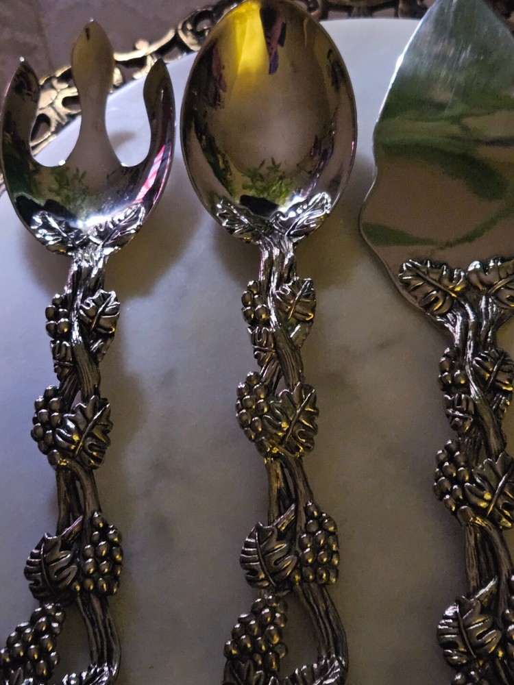 Godinger Silver Plated Grapevine Collection Cake/Pie/Dessert Server & Spoon Set