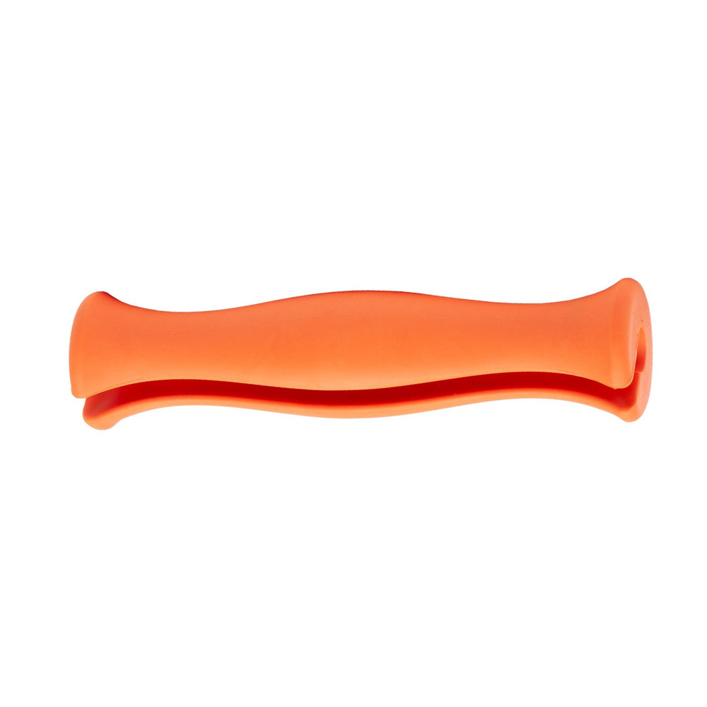 Ravin R141 Lighted Nock Extinguisher & Arrow Puller - Comfortable Grip Design...