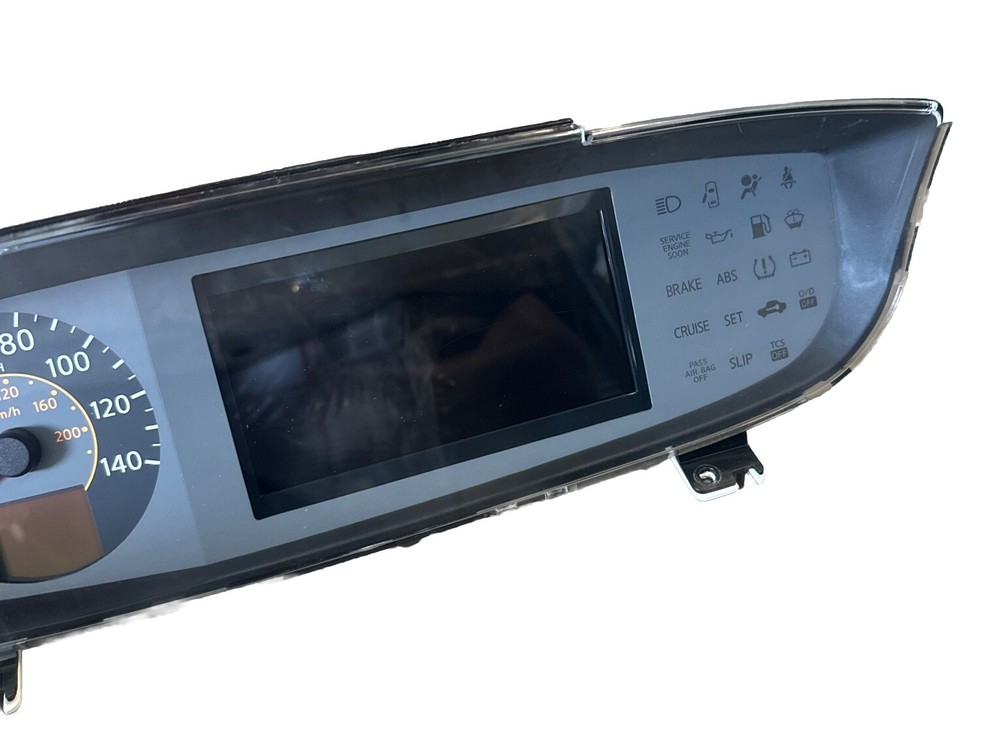 2004-2006 Nissan Quest Instrument Cluster