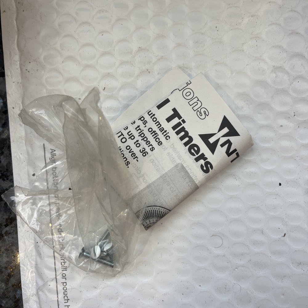 INTERMATIC KM2ST-1G Timer,Mechanical,120V,20A,Wall Switch FEDEX Special