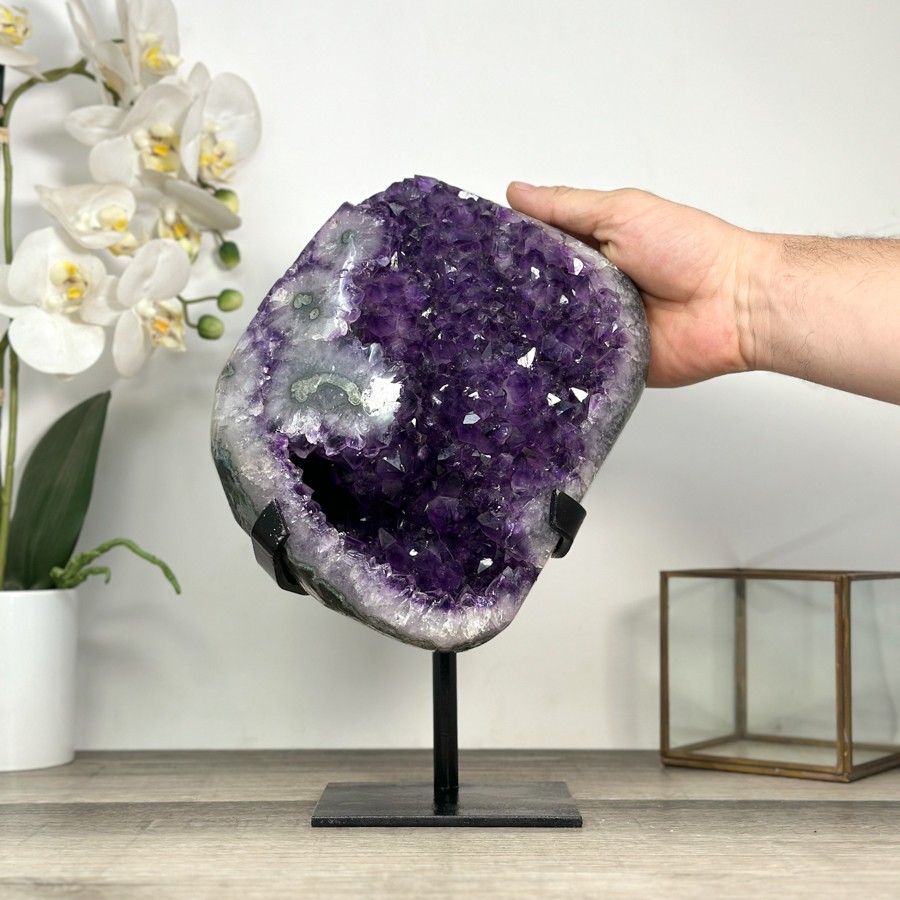 Top Grade Natural Amethyst Stone Statement Piece. MWS2829