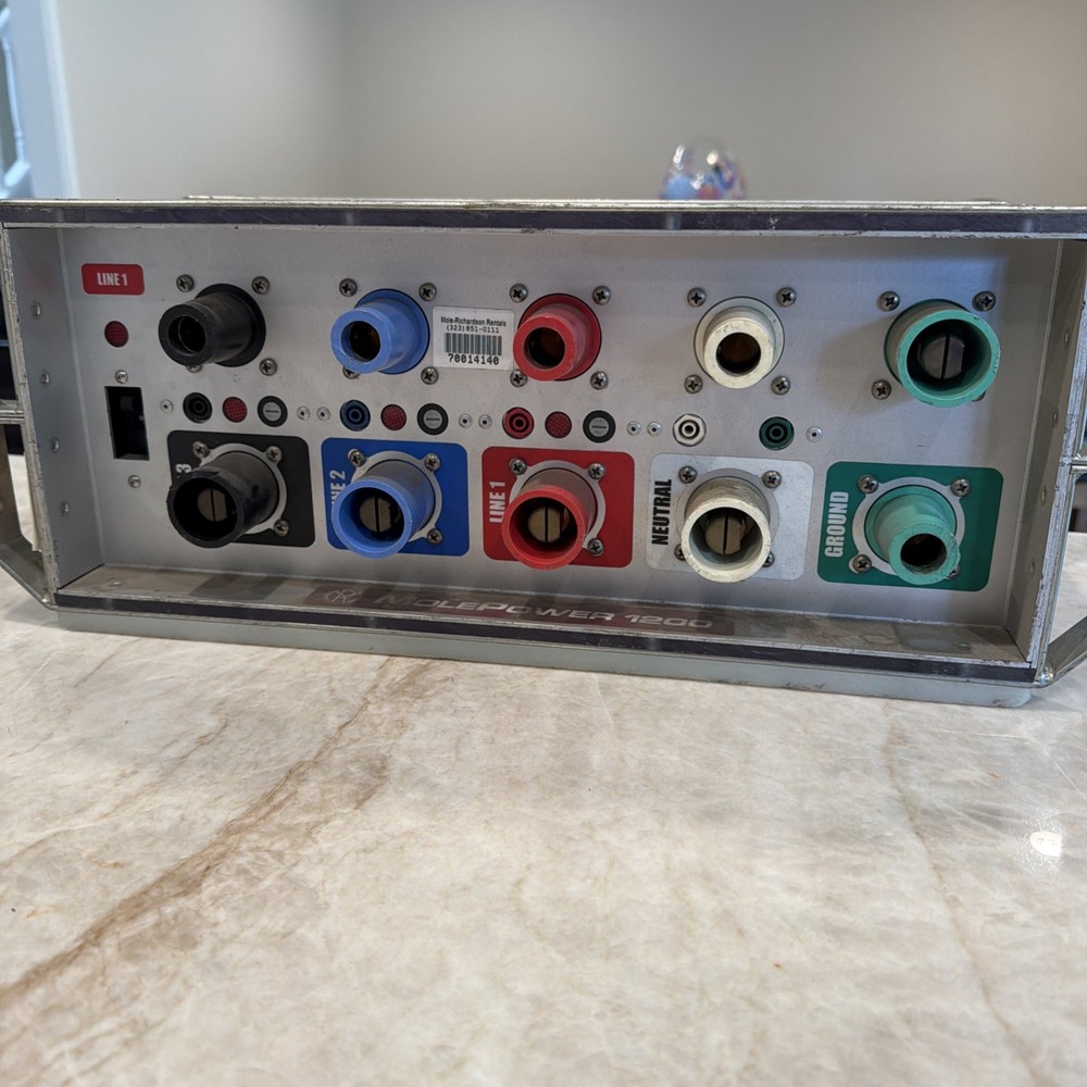 mole richardson Type 799113 MolePower 1200 “half” studio Camlock spider Studio