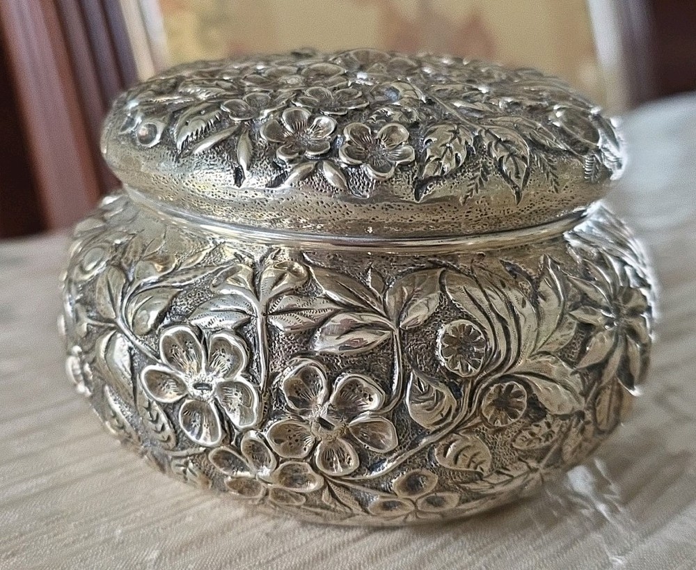 A. JACOBI & CO. STERLING SILVER REPOUSSE BOX