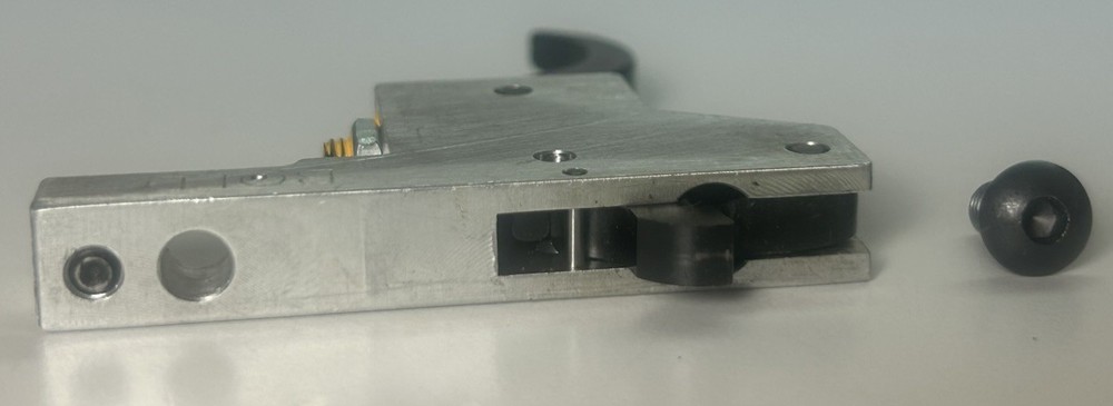 Thompson Center Arms Thunder Hawk Muzzleloader Bold Trigger Assembly W/ Screw