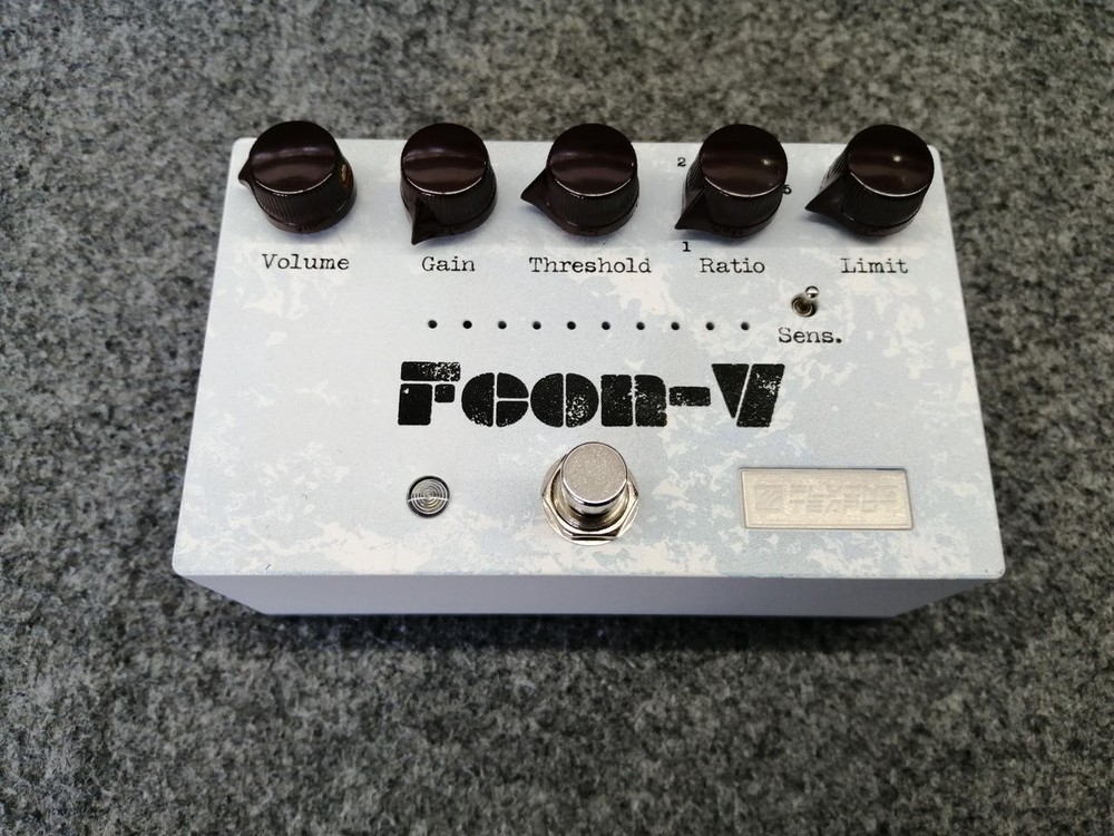 FLYING TEAPOT Model FCON-V