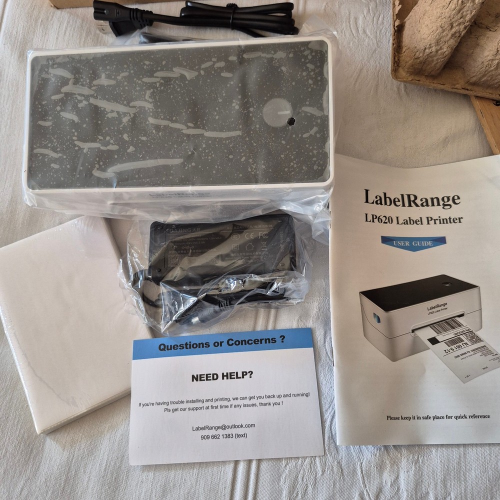 NEW LabelRange LP620 Label Printer and 3000 New Labels