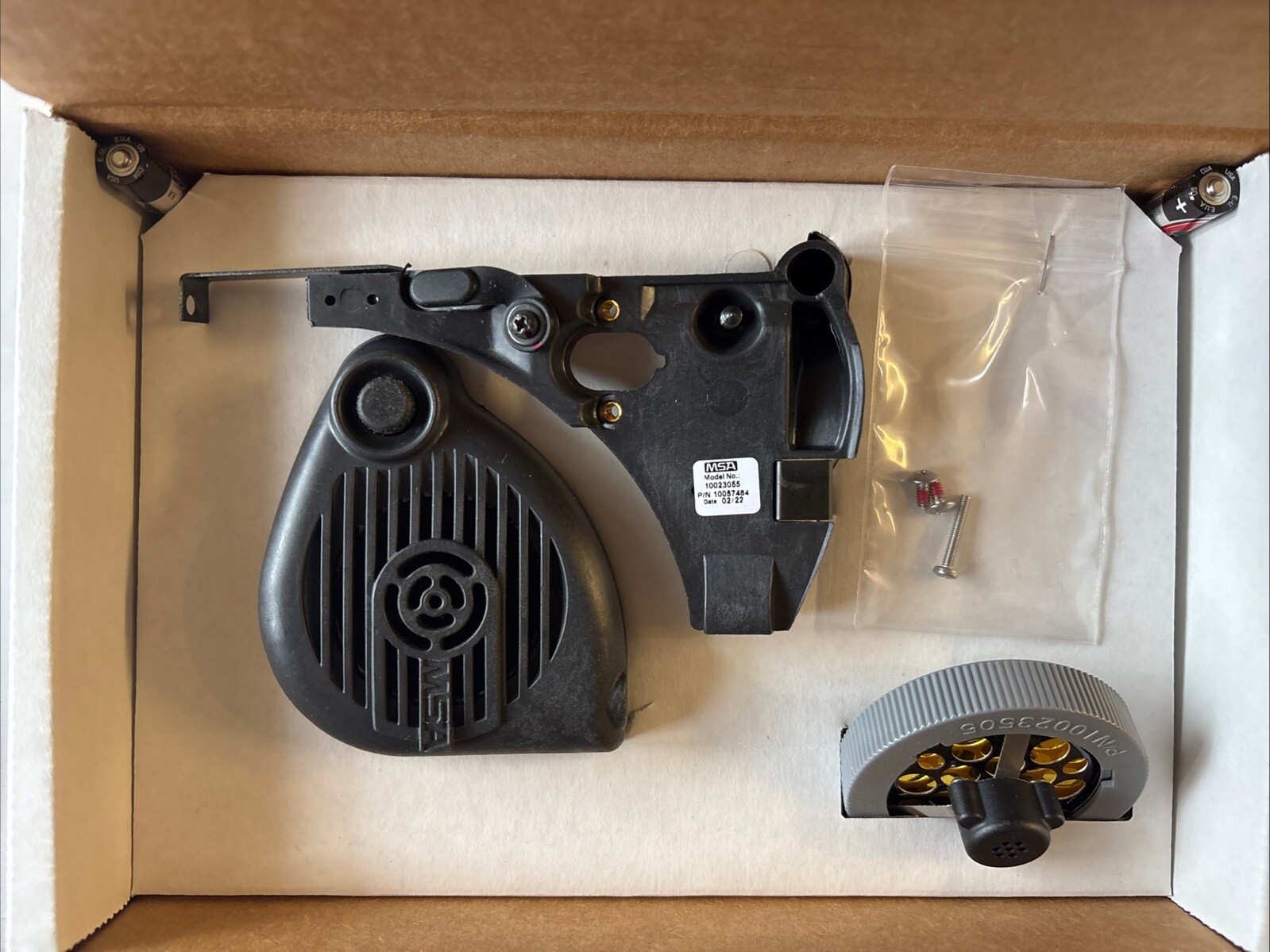 MSA 10024074 CLEARCOMMAND -AMPLIFIER KIT WITH BRACKET & VOICEMITTER NEW In Box