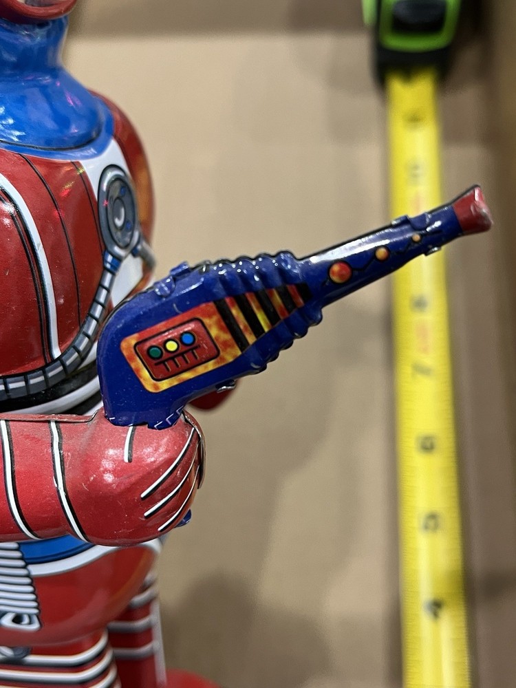 2007 Schilling Robot Tin Toy