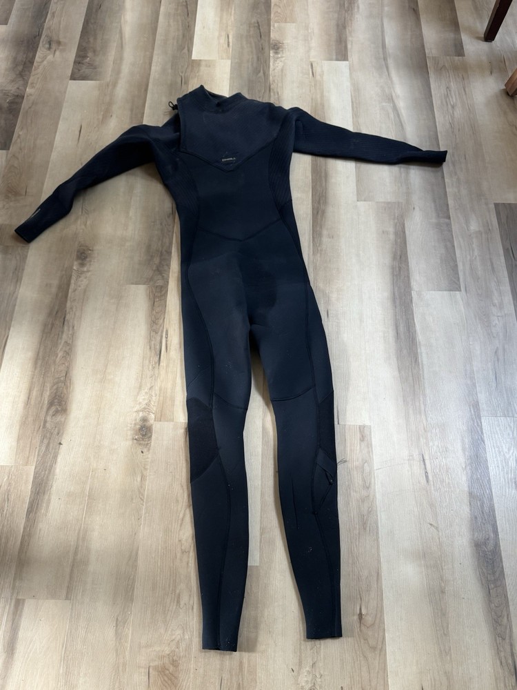 hyperfreak wetsuit 4:3 Small Tall