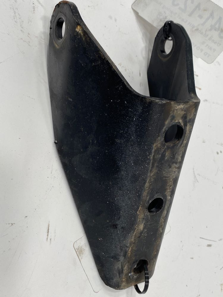 Mack Suspension Bracket (641-12315)