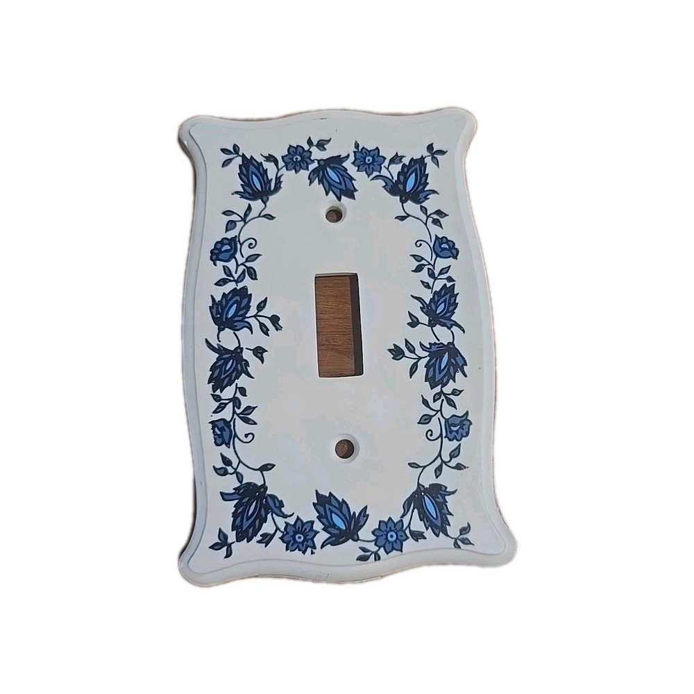 Vintage Plastic Single Light Switch Cover Ornate Shaped White With Blue...