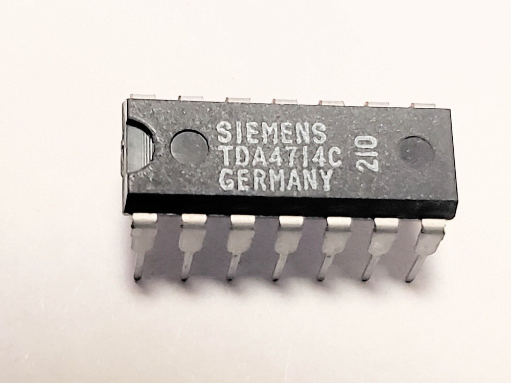 TDA4714C  "Original" Siemens  14P DIP IC  1  pc