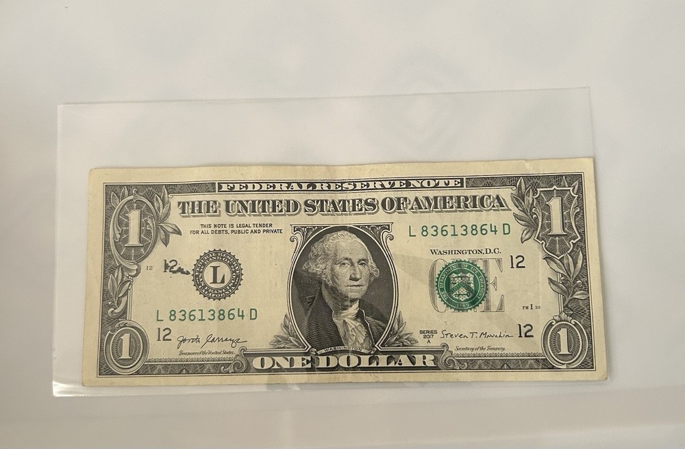 2017A $1 One Dollar Bill Misaligned Off-Center Miscut with Huge Wet Ink Error