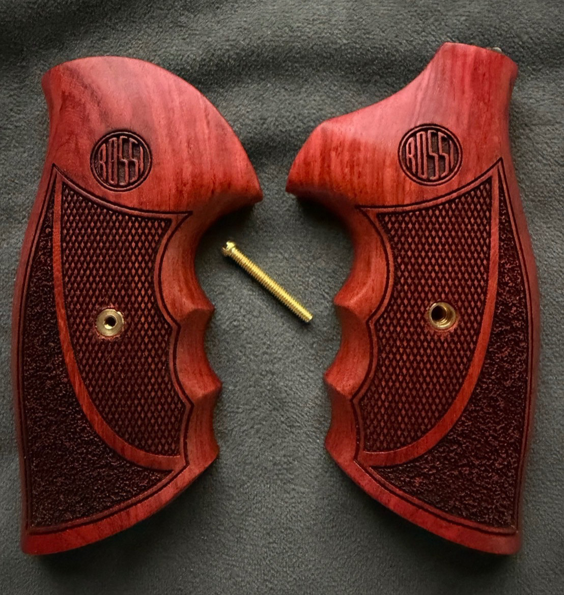 Rossi fit both Round / Square butt grips 67 68 69 71 351 511 515 518 720 971 972