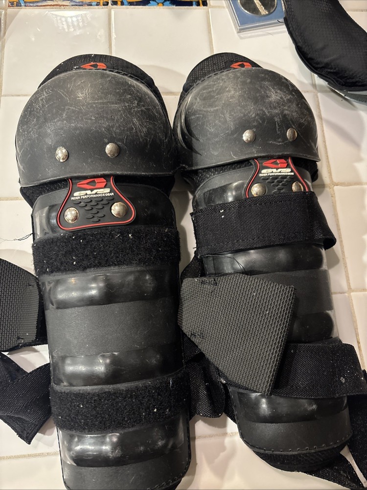 Evs motorcycle knee protection