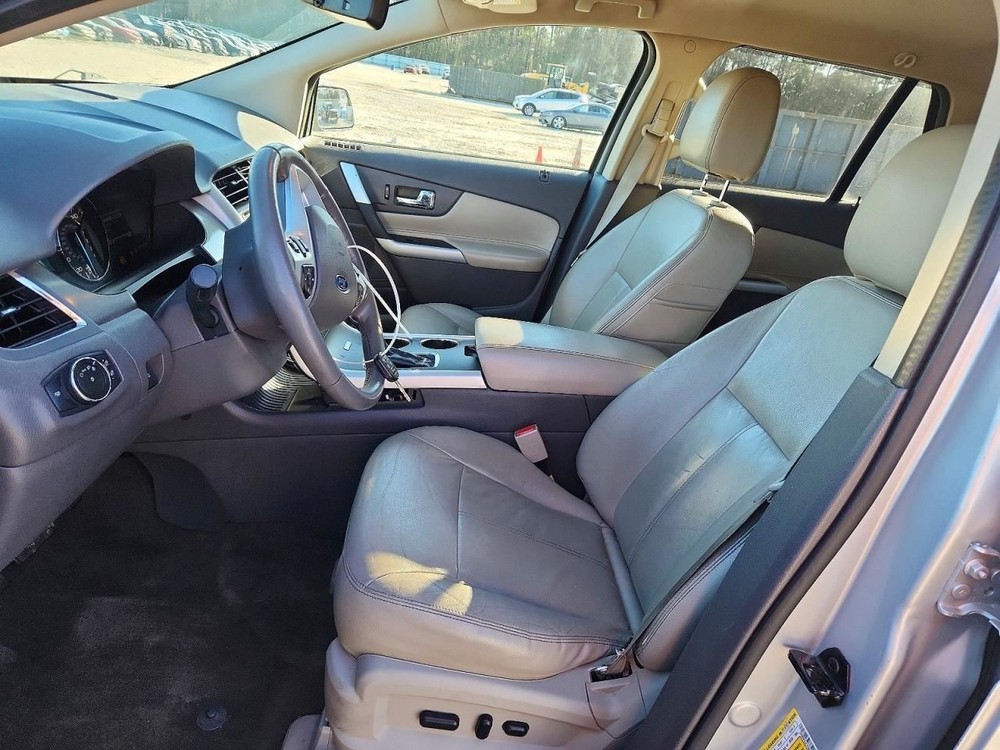 EDGE 2014 Glove Box 4987379