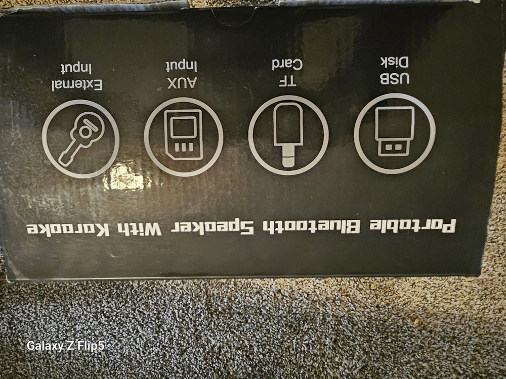 Karaoke Machine, Portable Bluetooth Speaker with 2 Wireless Microphones