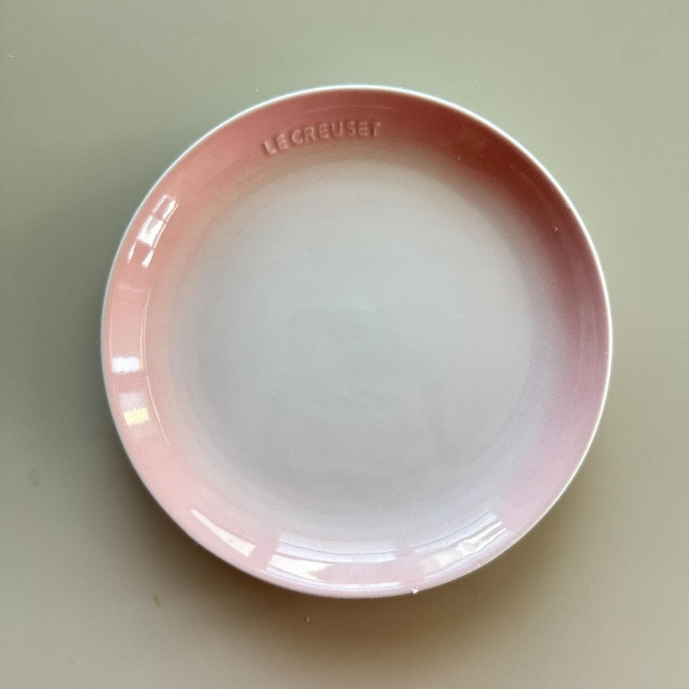 Le Creuset Shell Pink Salad Plate New without Box