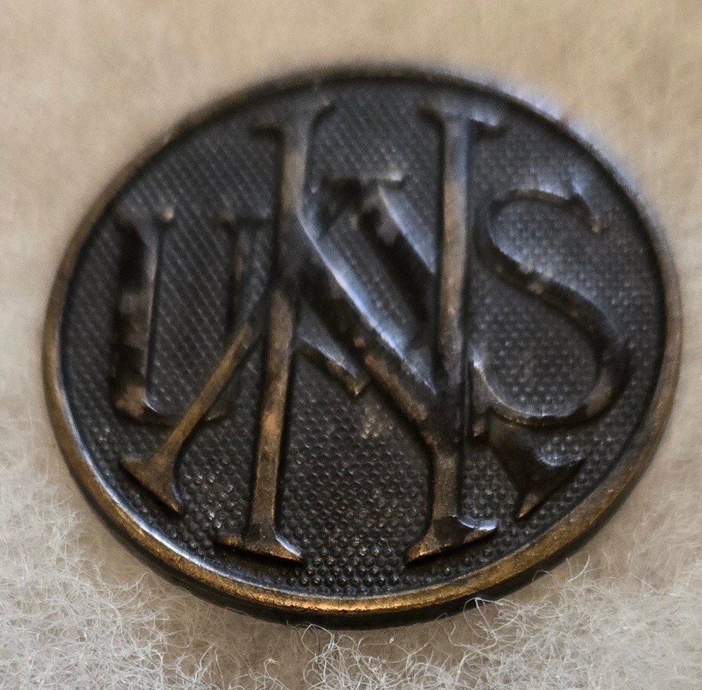 WW1 USNA (script style) Collar Disc with nut