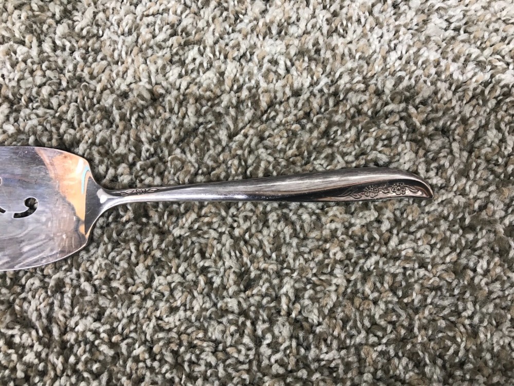 WM. A Rogers Oneida Silver Plate Pie Spatula